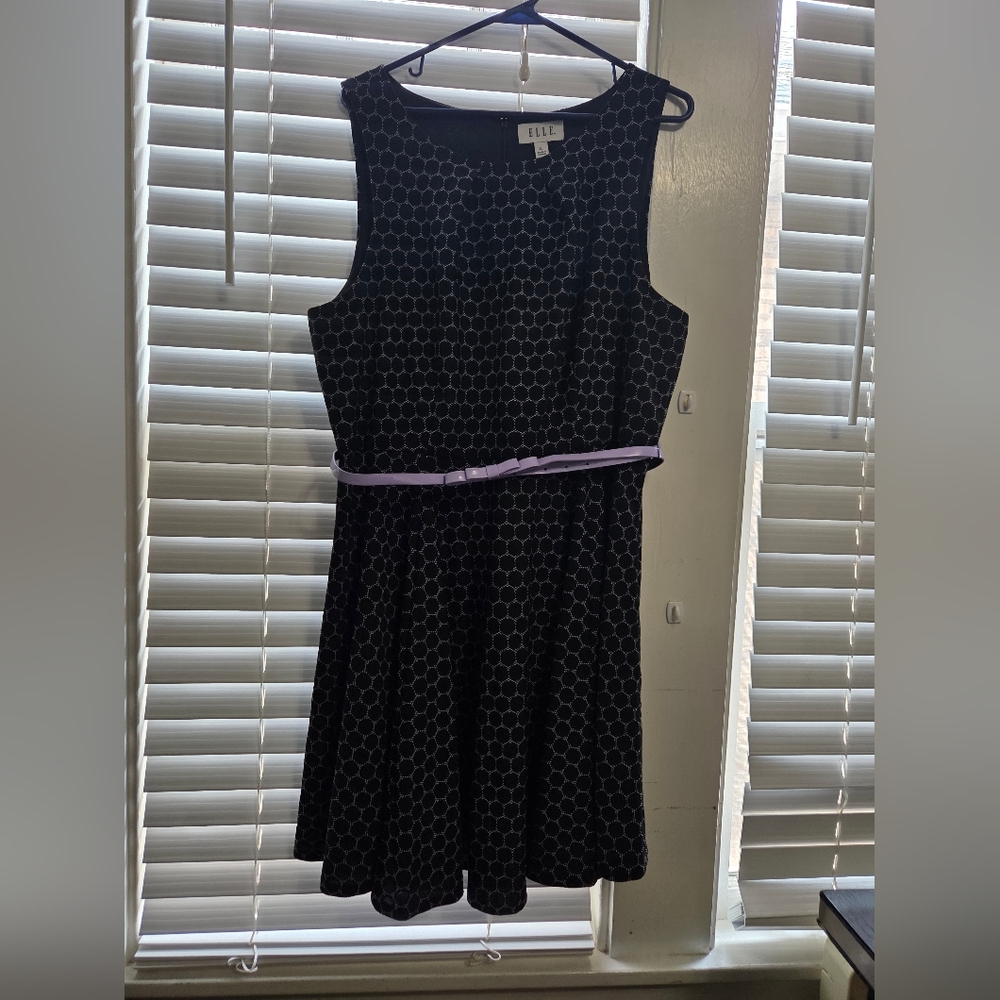 Elle Black Mini Dress with Lavender Belted Waist. EUC Size XL